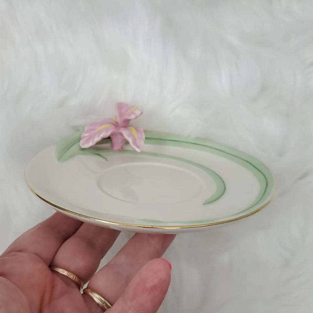 Lena Liu Daffodil Concerto Teacup Saucer Bradford Edition Floral Collectible Dis